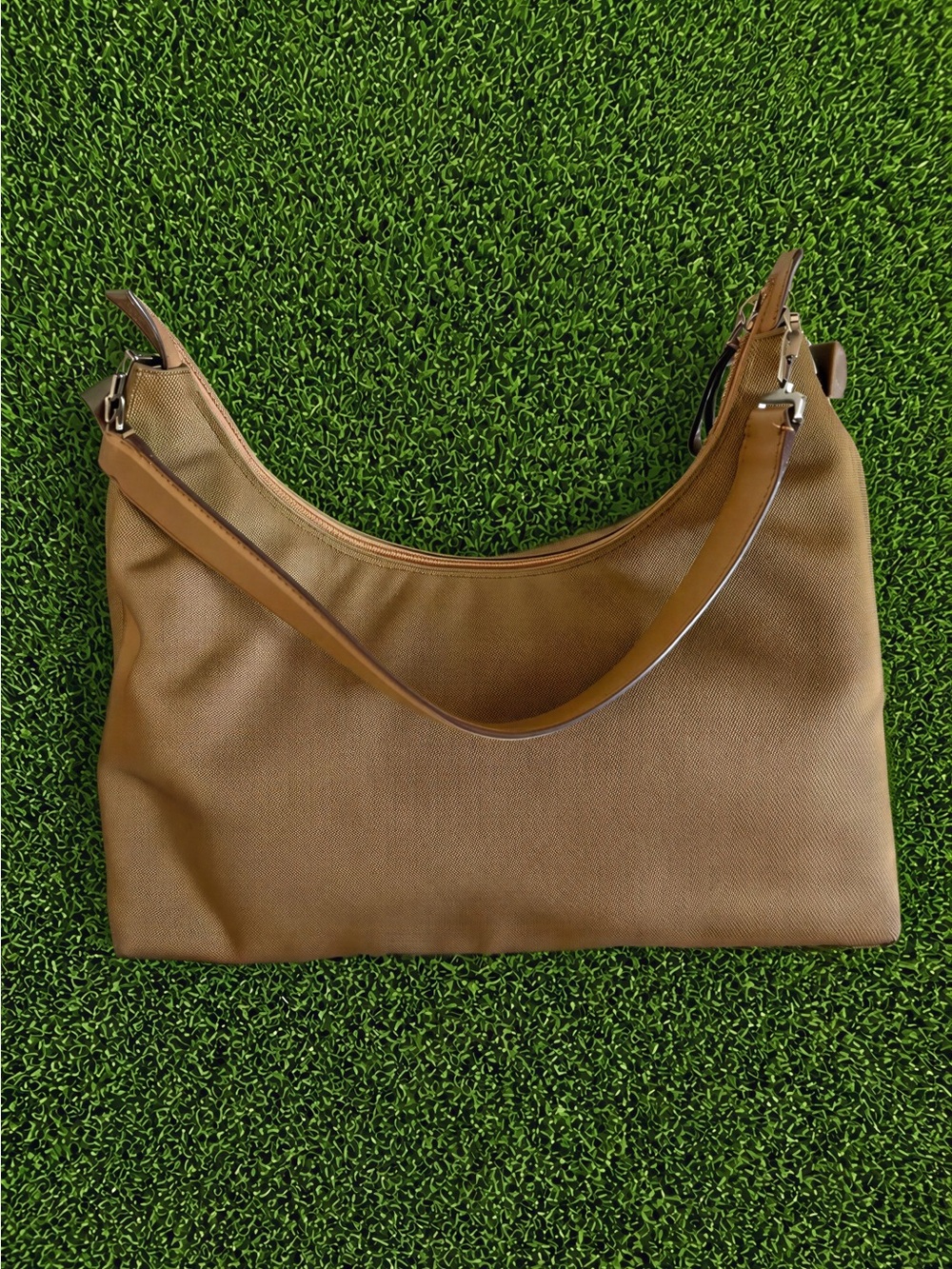 Salvatore Ferragamo Classic Tan Shoulder Bag - Everyday Women’s Purse